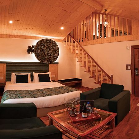 Отель Nazaara - A Luxe Retreat Манали Экстерьер фото