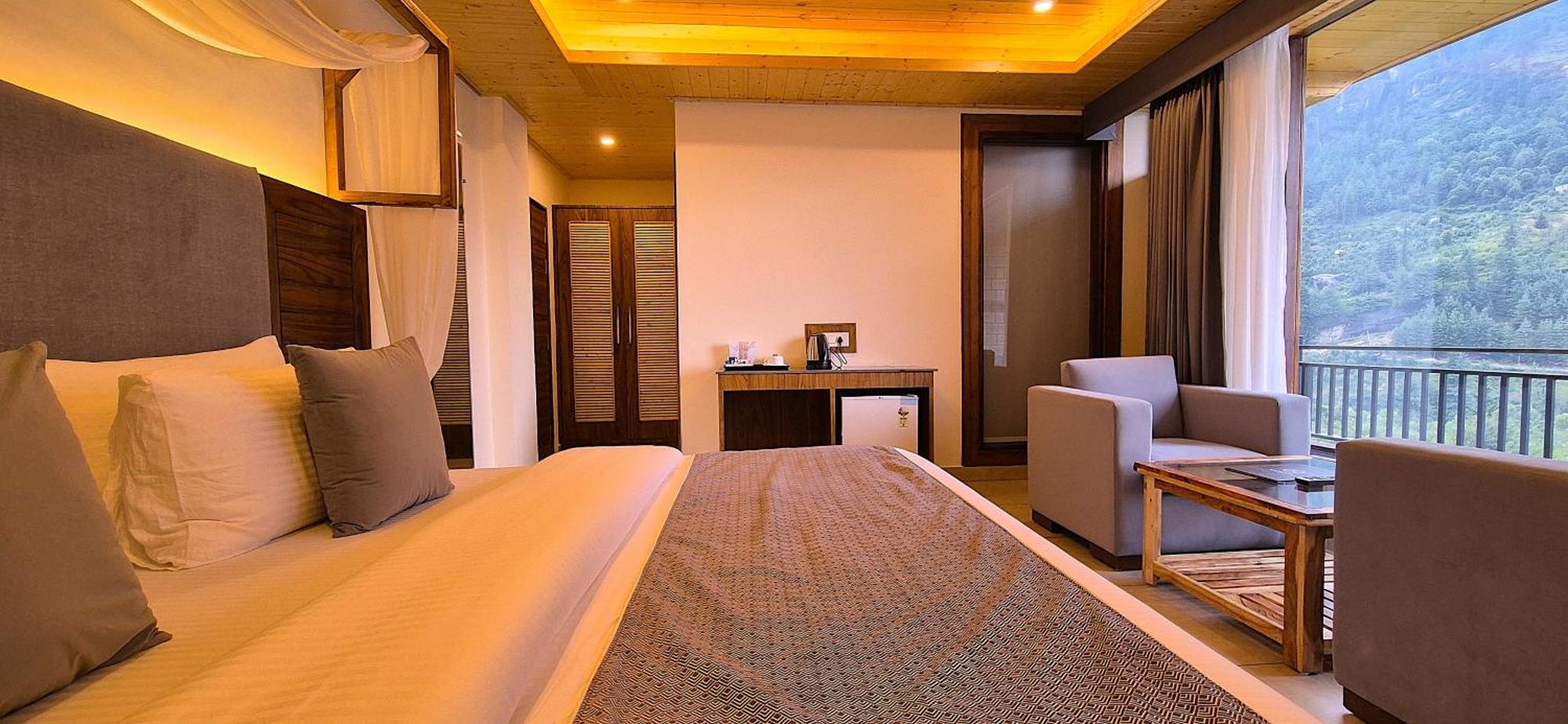 Отель Nazaara - A Luxe Retreat Манали Экстерьер фото