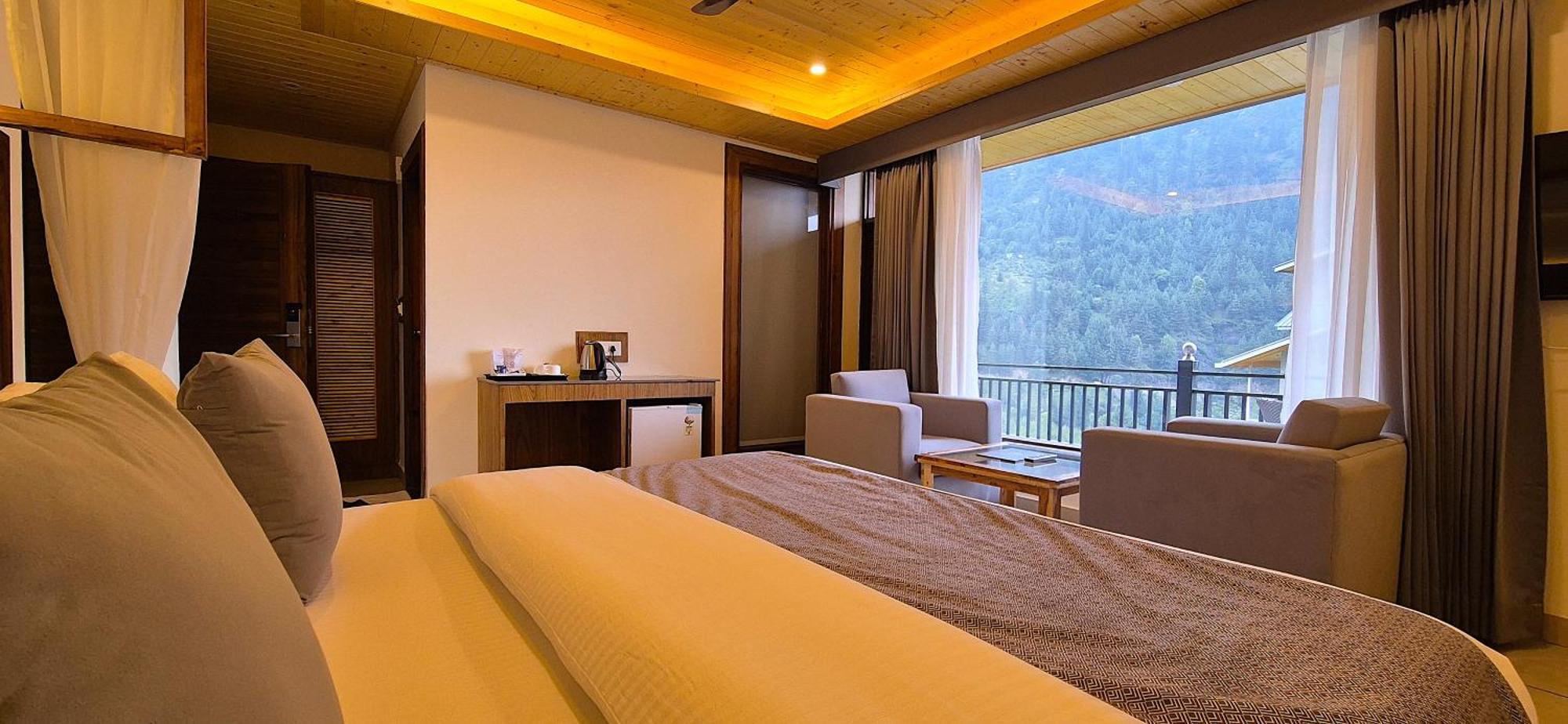 Отель Nazaara - A Luxe Retreat Манали Экстерьер фото