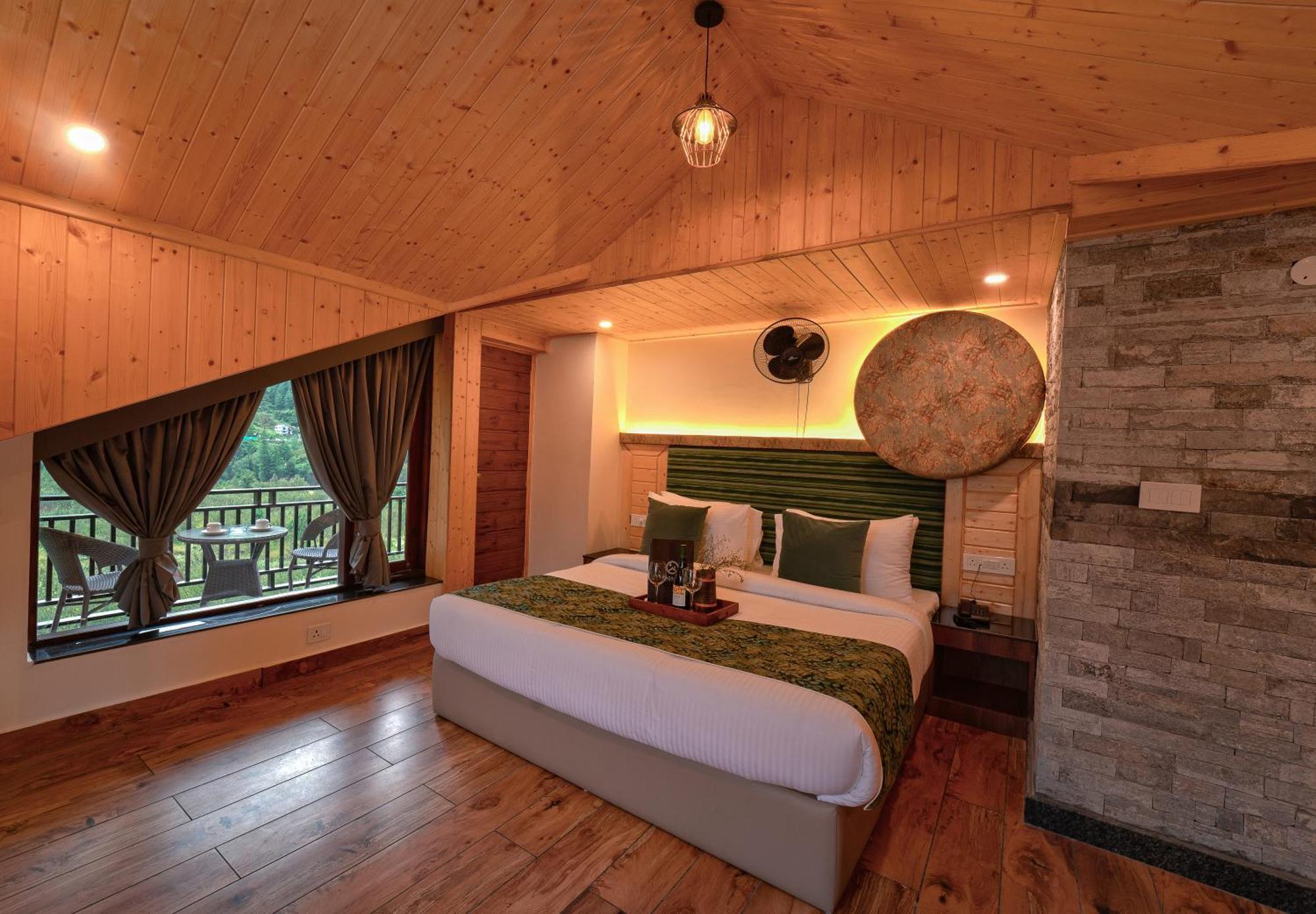 Отель Nazaara - A Luxe Retreat Манали Экстерьер фото