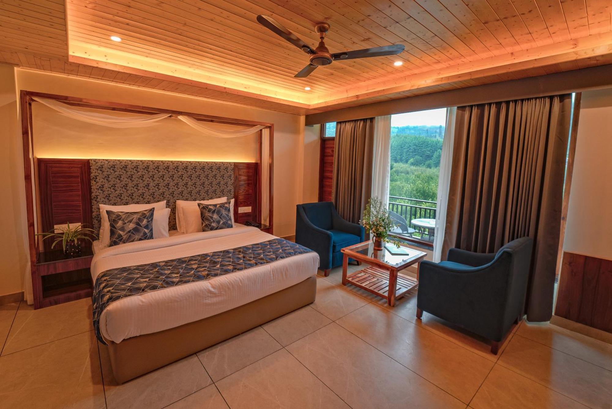 Отель Nazaara - A Luxe Retreat Манали Экстерьер фото